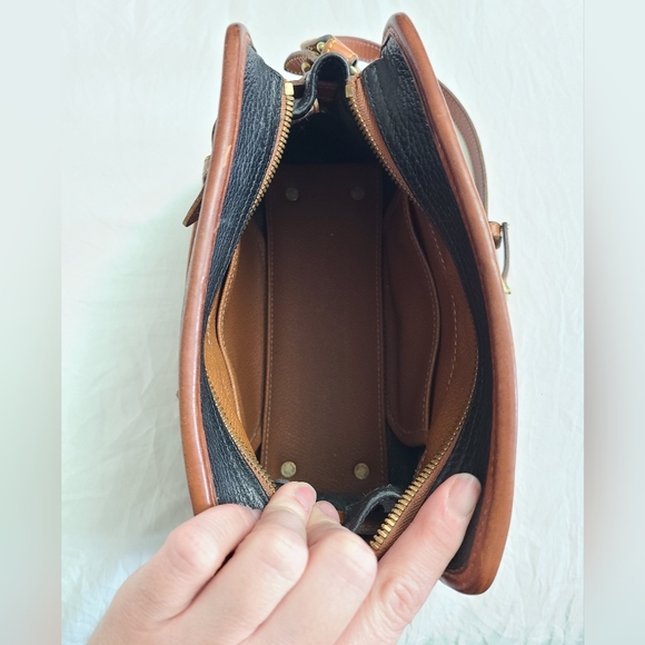 Vintage Dooney & Bourke Buckle Satchel Purse Black Pebbled Leather USA Designer - Picture 6 of 16